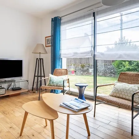 Belle Maison Familiale Et Contemporaine Avec Piscine Hébergement de vacances *