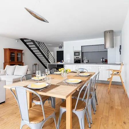 Belle Maison Familiale Et Contemporaine Avec Piscine * Nantes